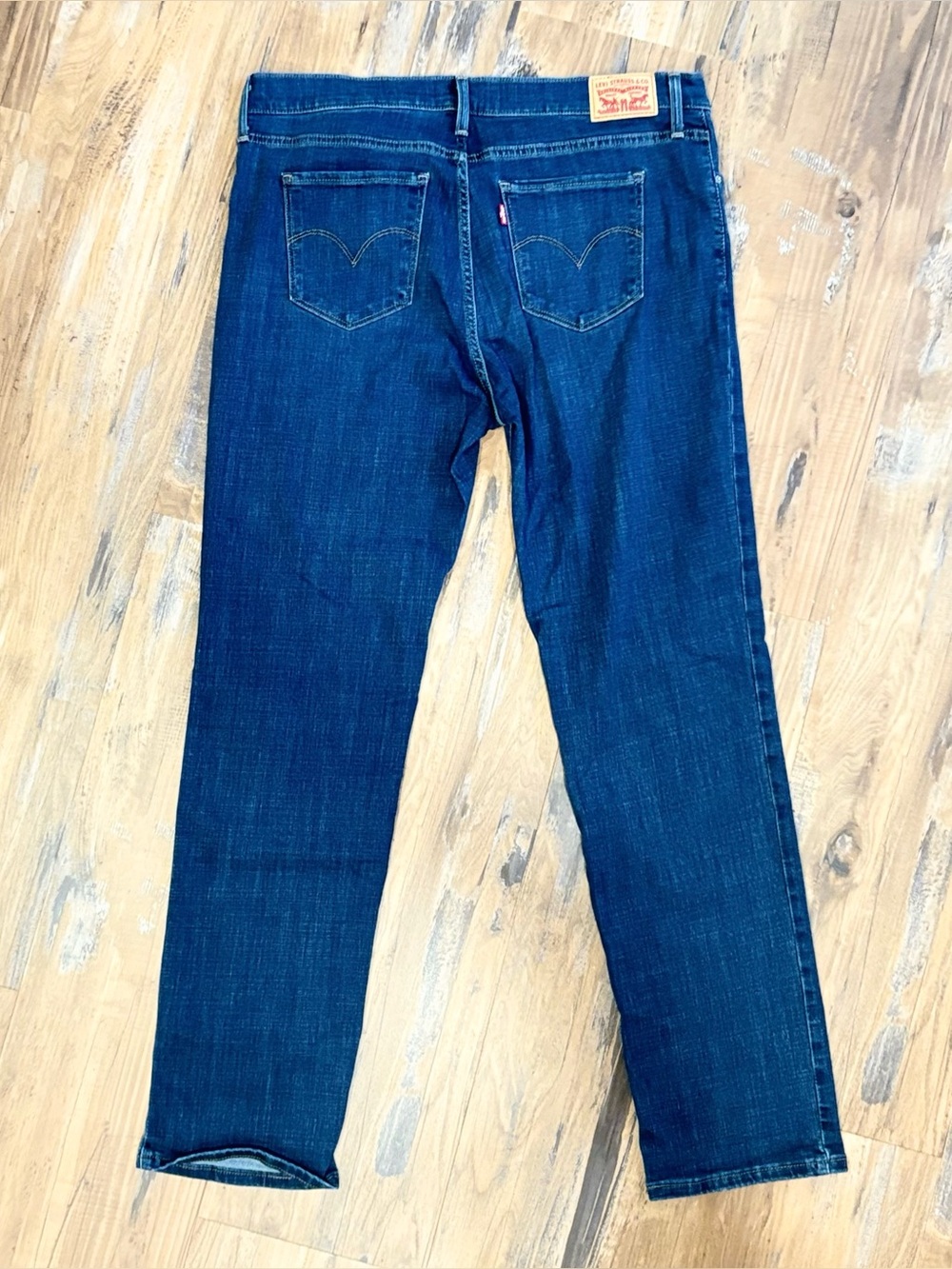 Levi’s 314 Shaping Straight Jeans 33x32 Medium/Dark Wash Stretch Denim Mid Rise - Picture 5 of 13